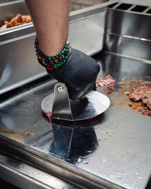 Steak smashé sur la plancha